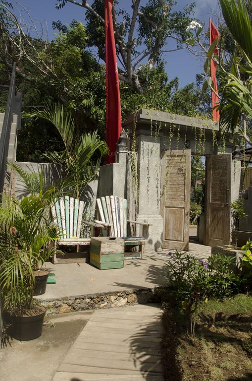 Kakiang Guesthouse นูซาเลมโบงัน ภายนอก รูปภาพ